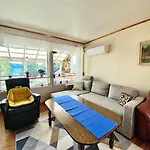 Charming House Near Centre & Senja! Дом отдыха *